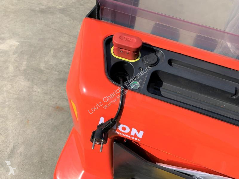 Stacker STOCKMAN  PSE12N3200