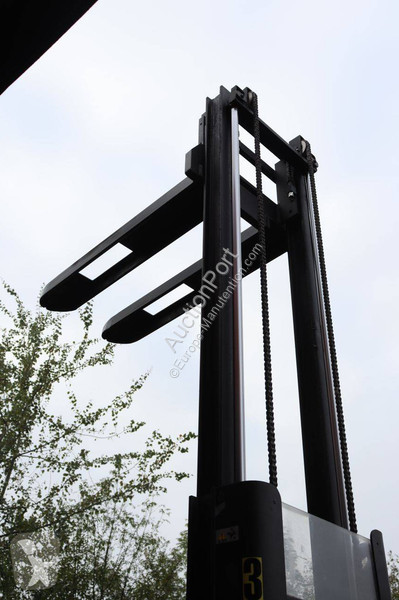 Stacker Toyota SPE120