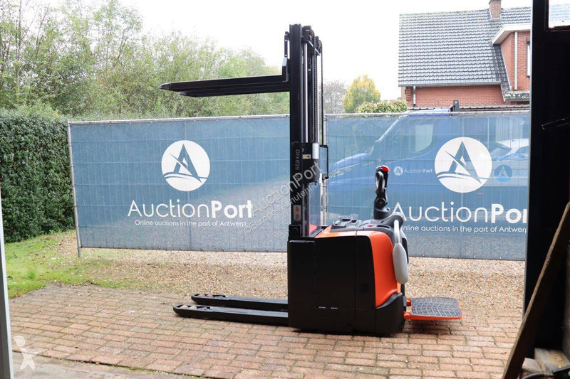 Stacker Toyota N