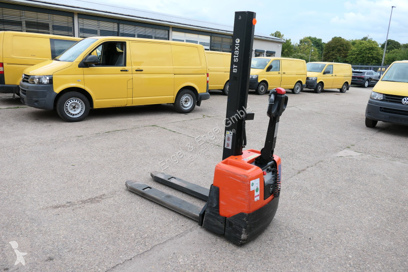 Gerbeur BT HWE 100 Elektro