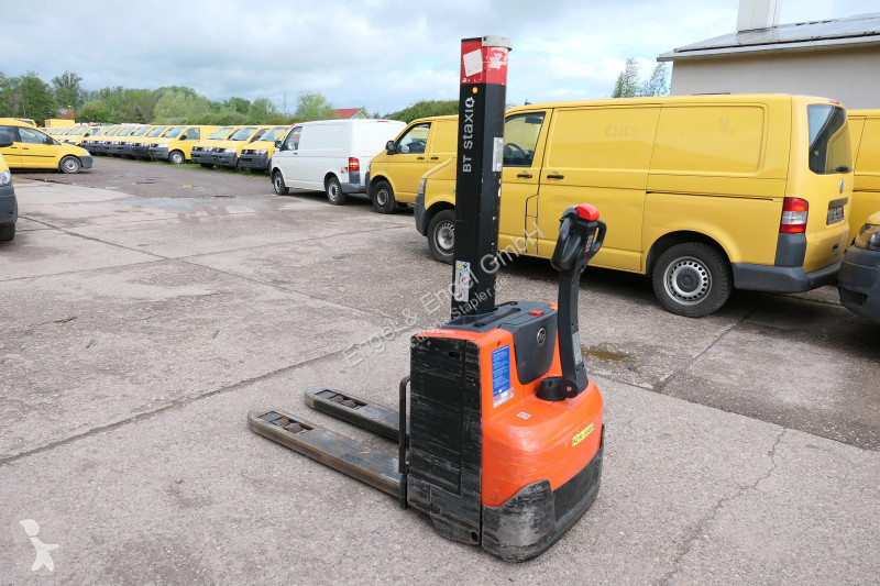 Apilador BT SWE 080L