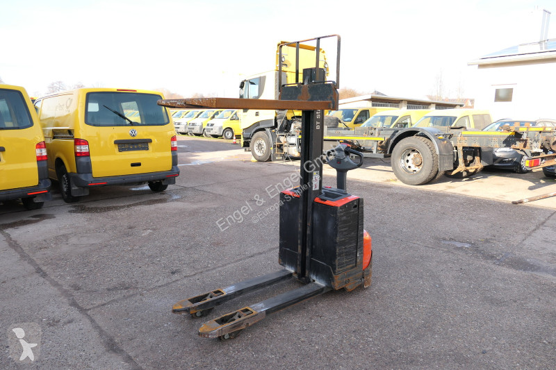 Gerbeur BT SWE 080L