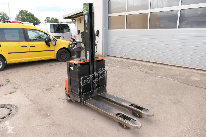 Apilador BT SWE 080L Batterie 03/2020