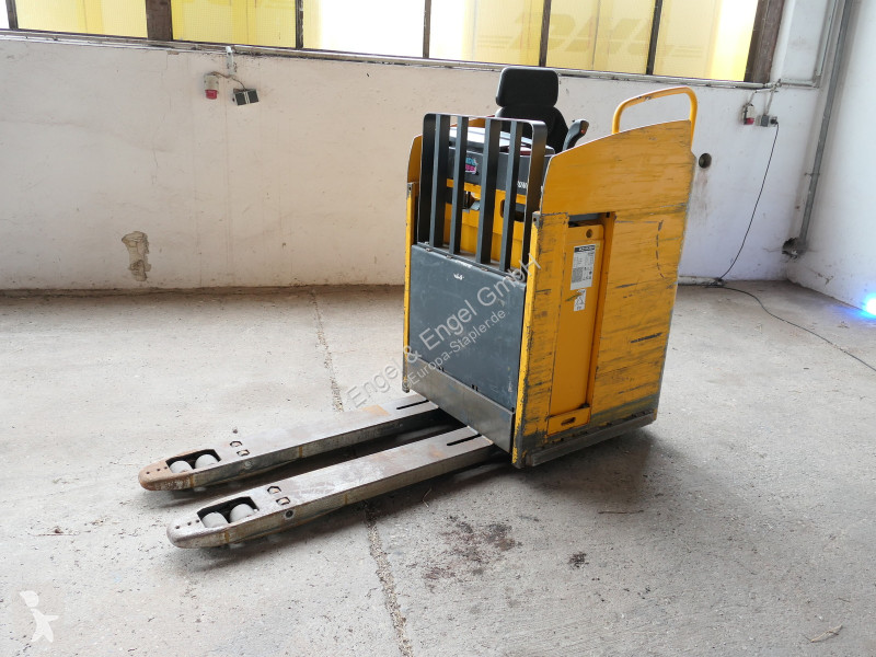 Gerbeur Jungheinrich ESE 220 Batterie 03/2021