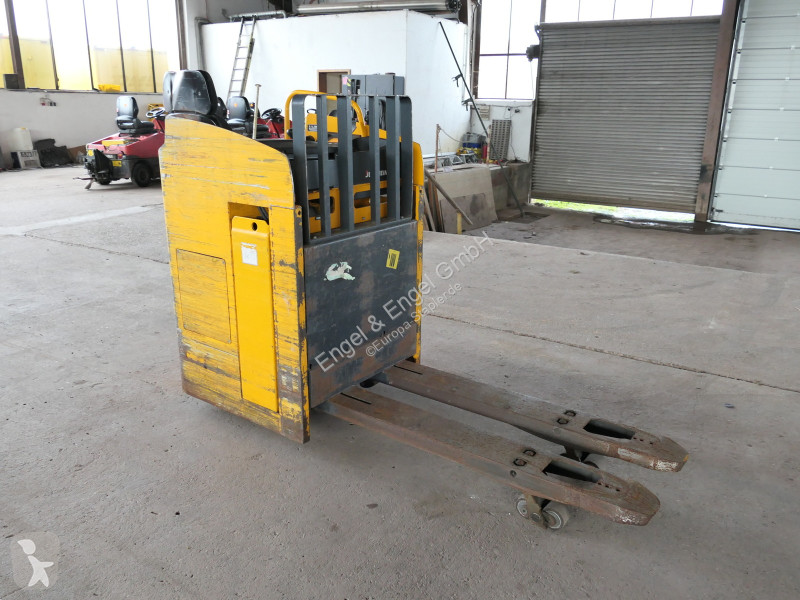Gerbeur Jungheinrich ESE 220 Batterie 07/2020