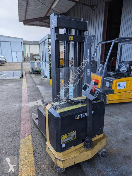 Gerbeur Caterpillar NSP20