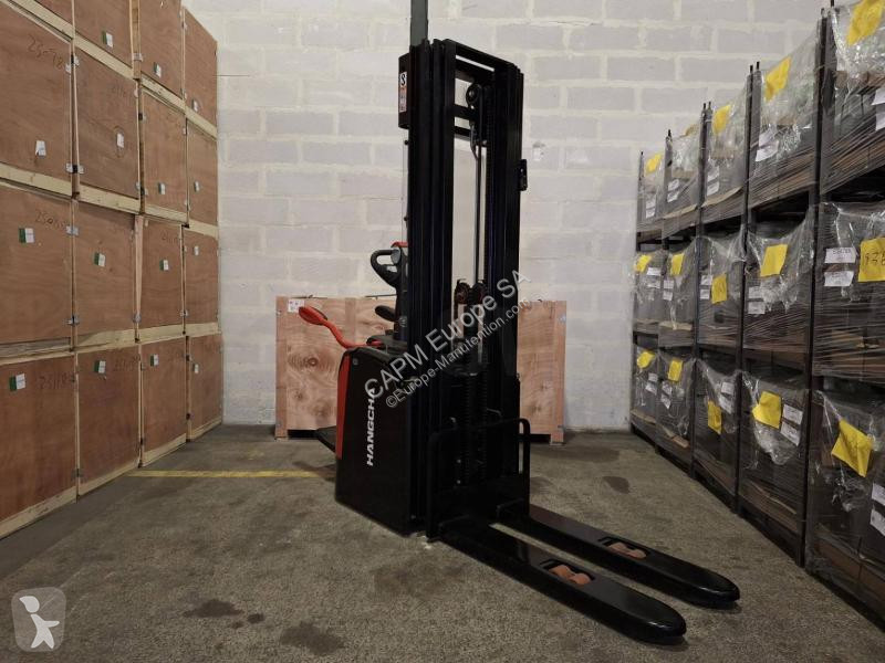 Apilador Hangcha CDD16-AZ3S