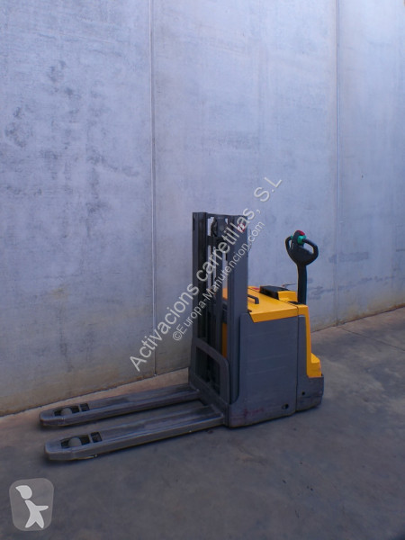Apilador Jungheinrich 201 ZT
