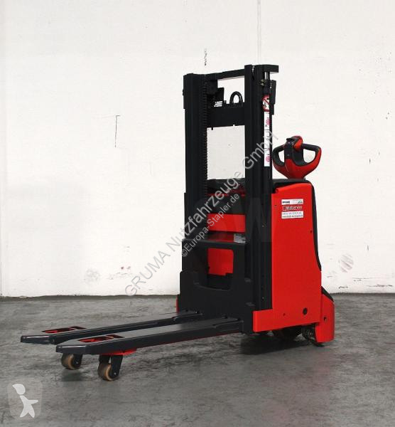 Stacker Linde D 08 1160