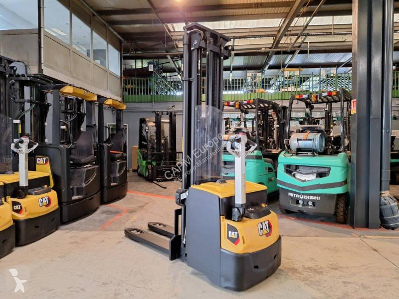Gerbeur Caterpillar  NSP16NI