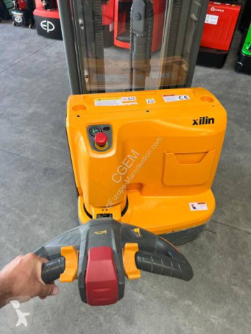 Gerbeur accompagnant Xilin