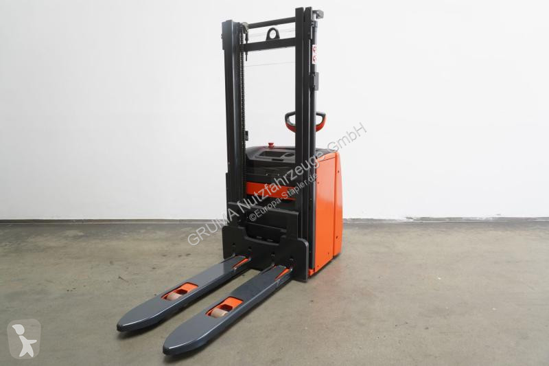 Stohovač Linde  L 14 1173