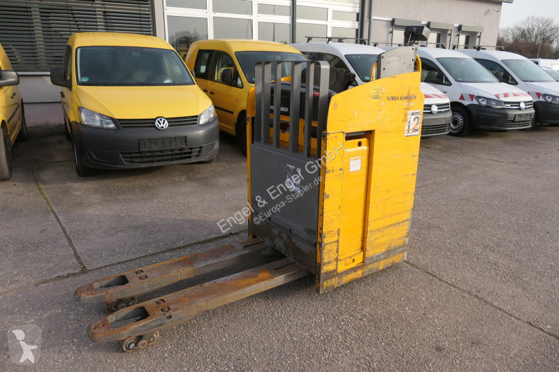 مرفاع شوكي Jungheinrich ESE 220 Batterie 13/2024