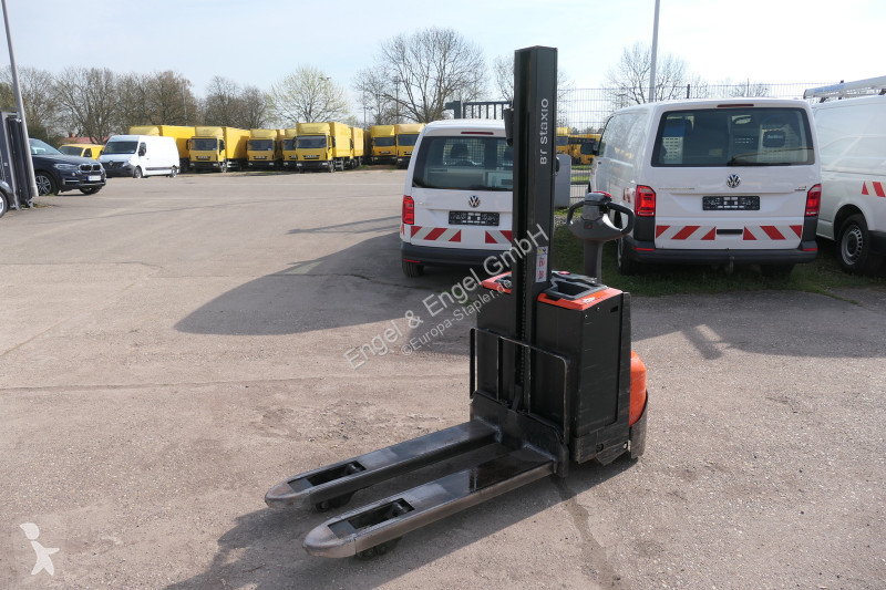 Stohovač BT SWE 080L