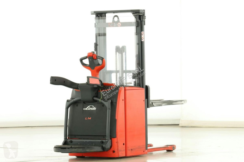 Стакер Linde  L-14-AP