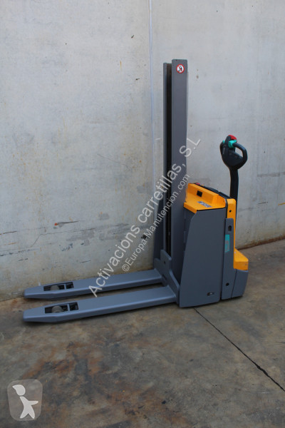 مرفاع شوكي Jungheinrich EJD 118i 152M LI-ION