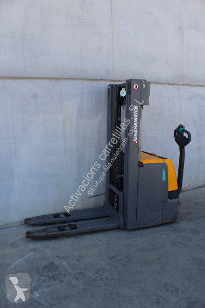 مرفاع شوكي Jungheinrich 409 DZ