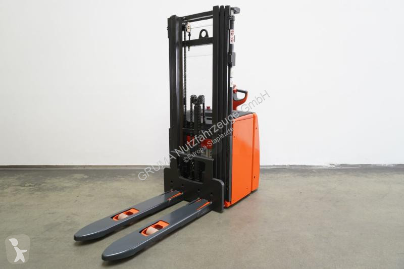 Stohovač Linde  L 14 1173