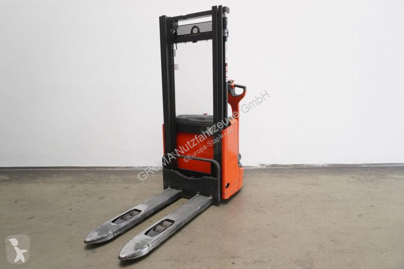 Стакер Linde 1172