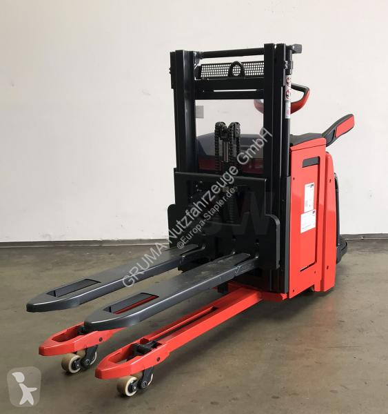 Stohovací zařízení Linde  D 14 AP 1173
