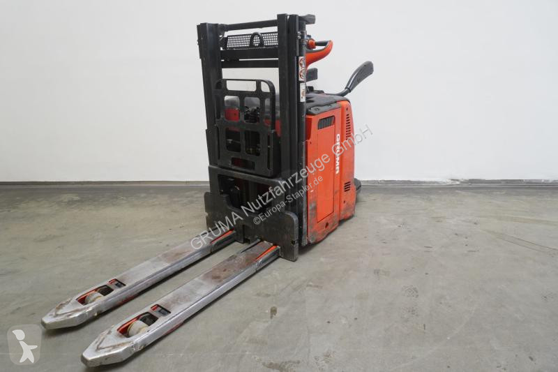 Stohovač Linde  D 12 HP AP 133
