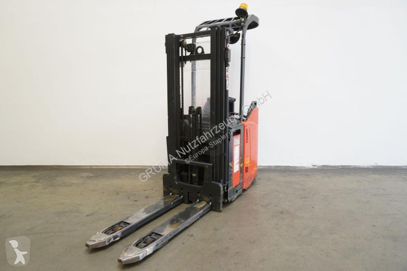 Stohovač Linde  D 14 SP 133