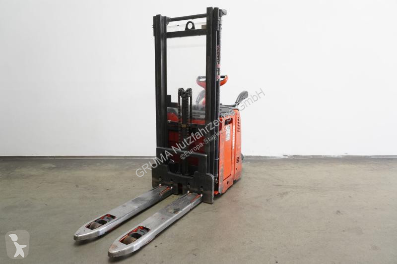 Stohovač Linde  D 12 AP 133