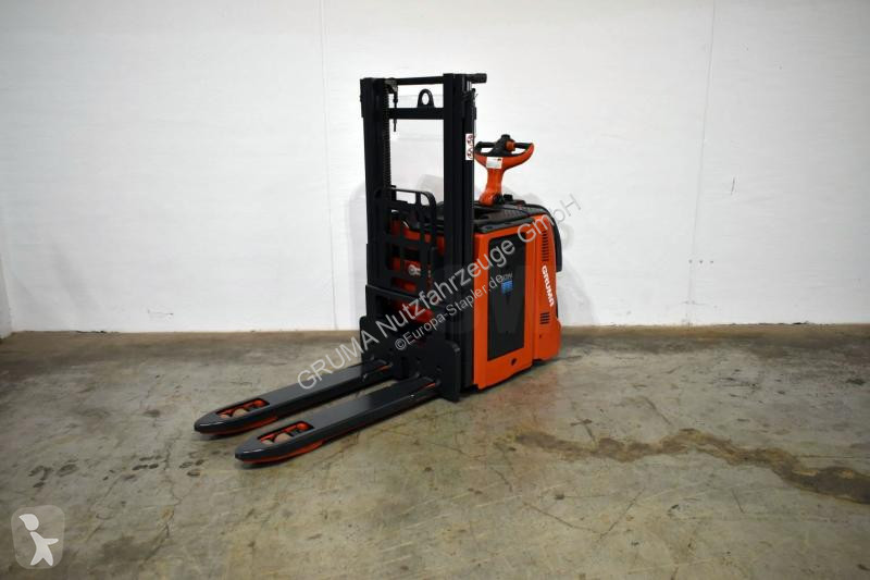 Stohovač Linde  D 14 AP ION 133-01