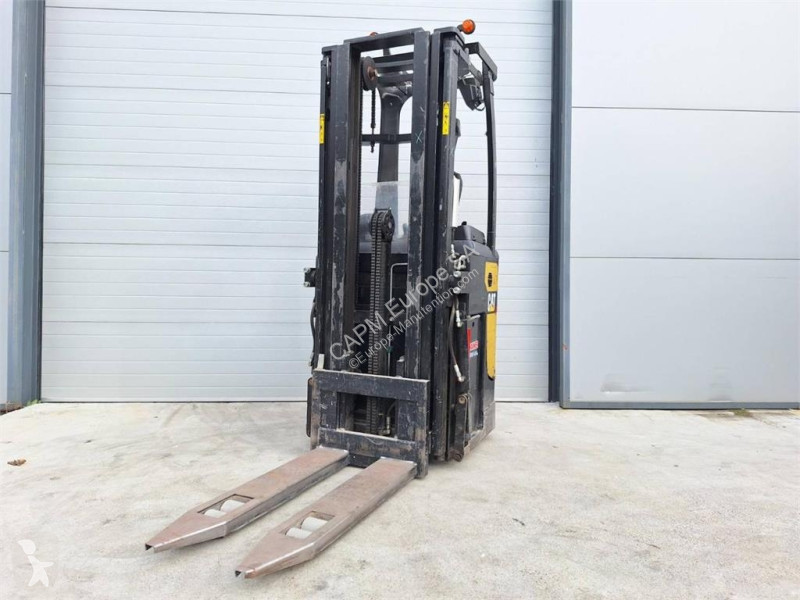 Стакер Caterpillar NSR20N