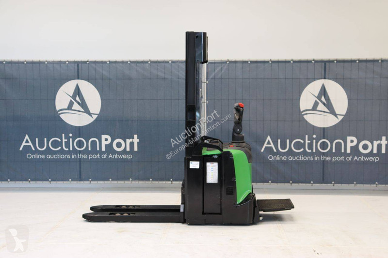 Apilador BT SPE120