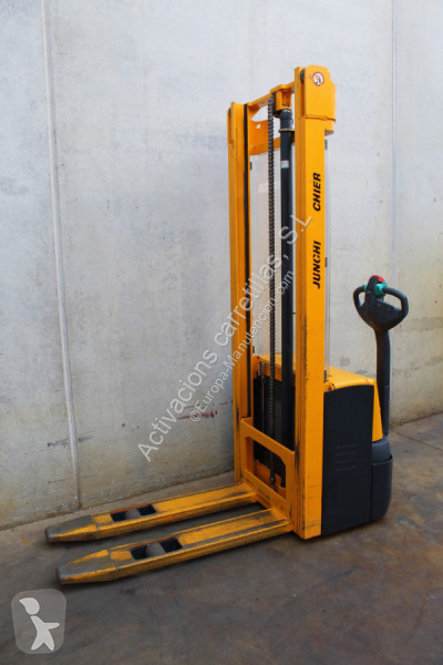 Apilador Jungheinrich 360 ZT