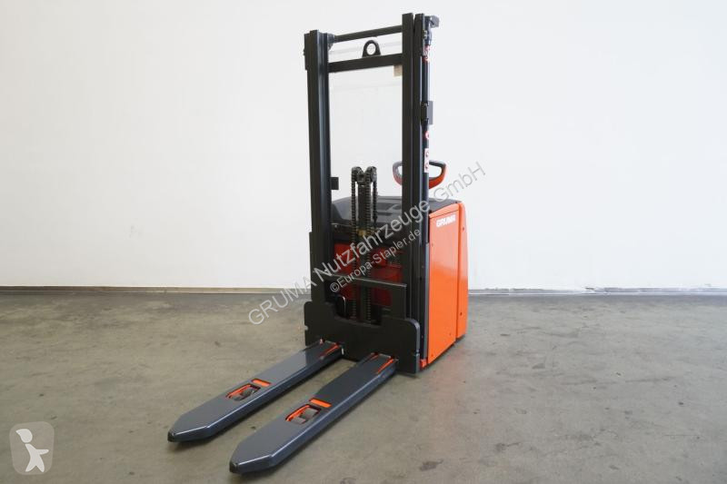 Stacker Linde  L 14 1173
