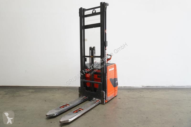 Stacker Linde  L 14 1173