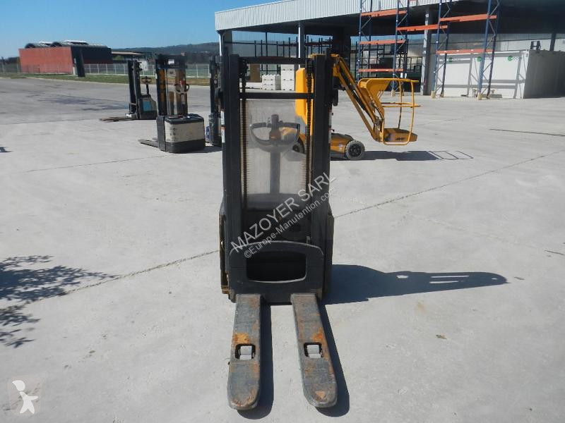 Stacker Crown