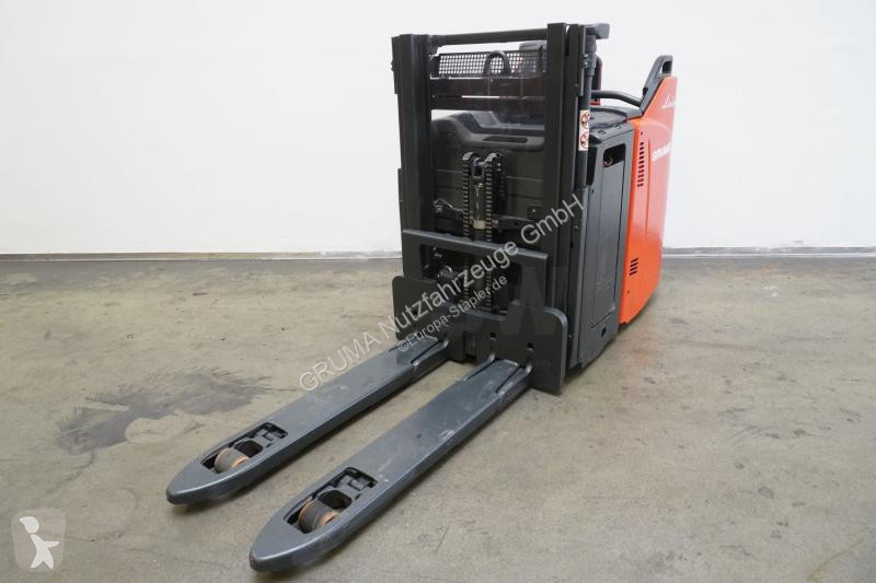 Apilador Linde  D 12 HP SP 133