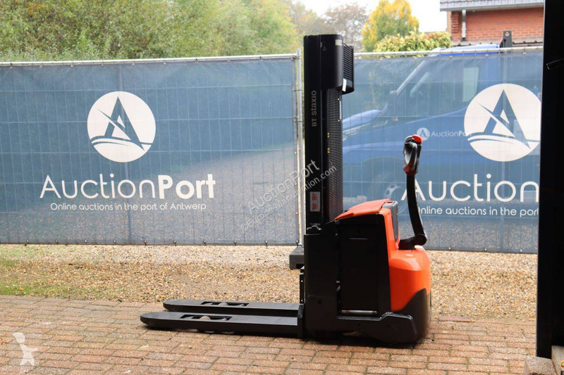 Stacker Toyota