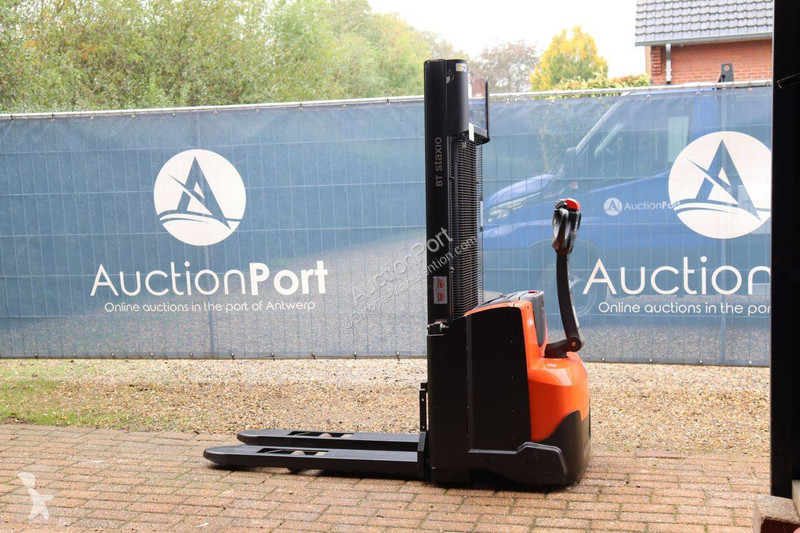 Stacker Toyota