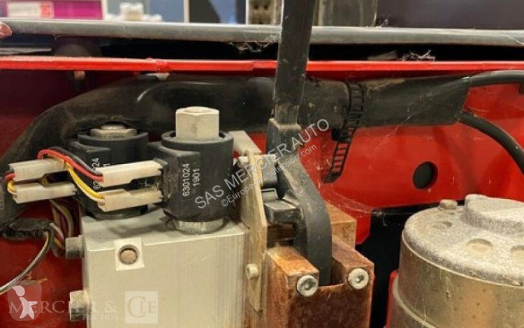 Gerbeur Fenwick gerbeur electrique capacite
