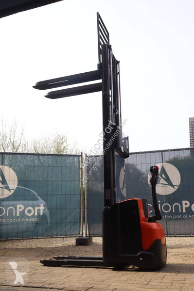 Stacker Toyota BT