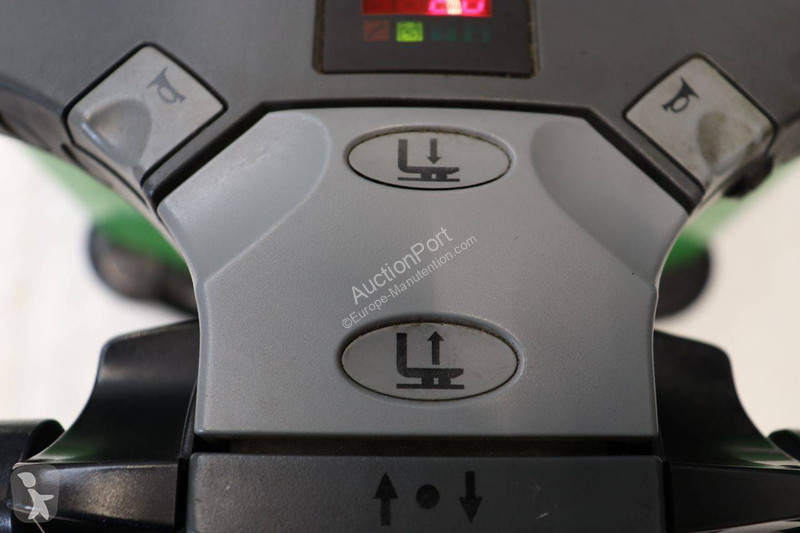 Apilador Cesab SPE160L