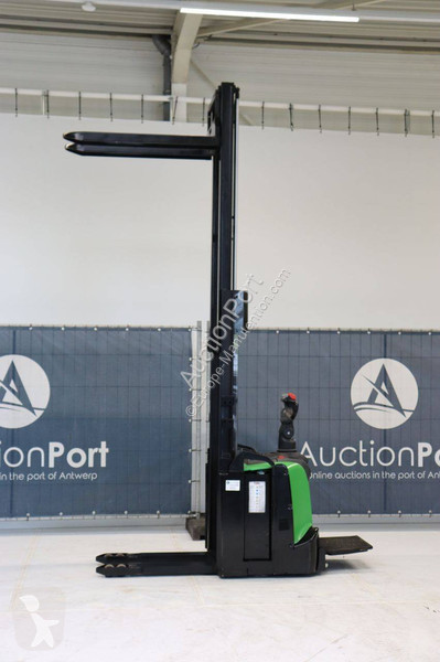Apilador BT SPE120