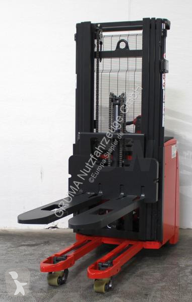 Stacker Linde  L 20 i 1173