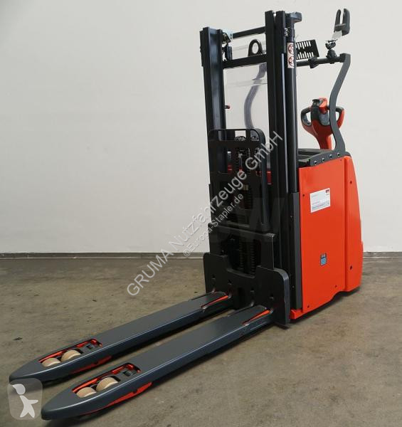 Stacker Linde D 10 1163
