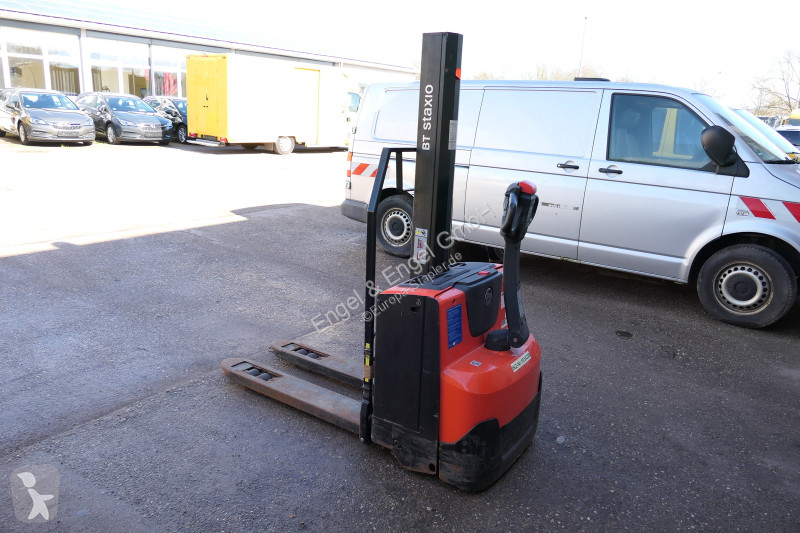 Gerbeur BT SWE 080L Batterie 32/2015