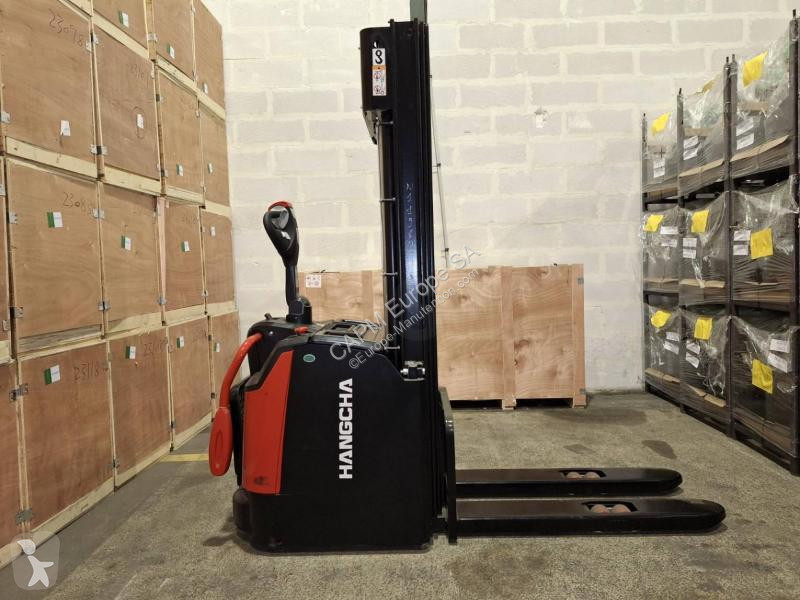 Apilador Hangcha CDD16-AZ3S