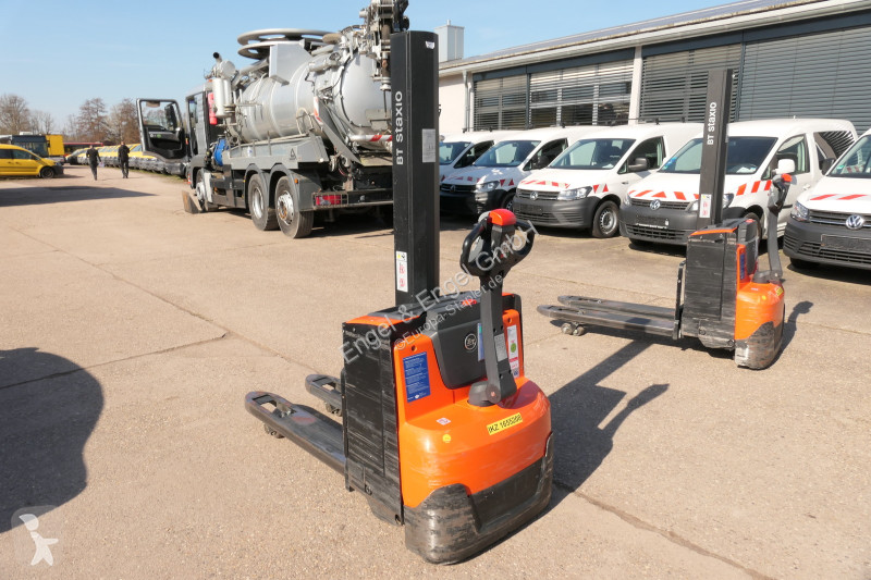 Apilador BT SWE 080L