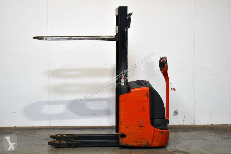 Stacker Linde i 1172