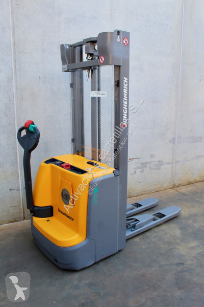 مرفاع شوكي Jungheinrich 320 ZT LI-ION