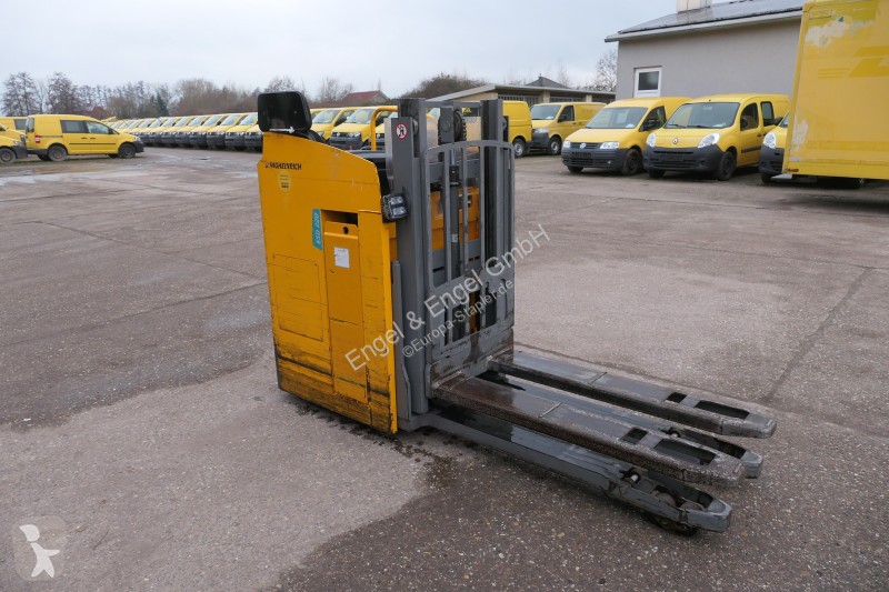 مرفاع شوكي Jungheinrich ESD 220 Batterie 39/2021
