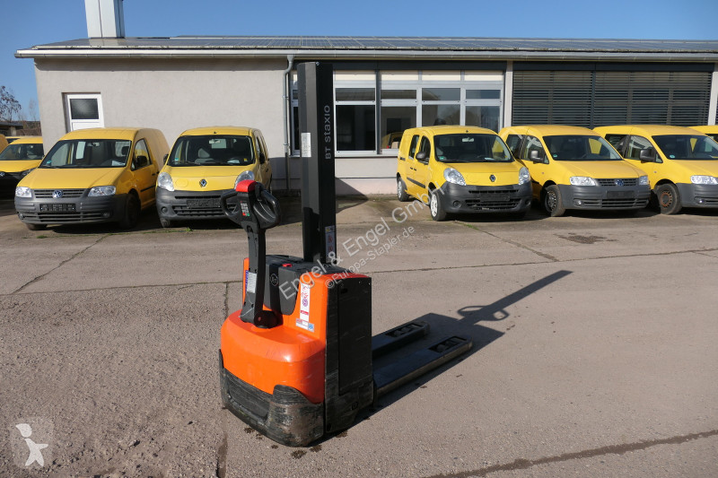 Stohovač BT SWE 080L
